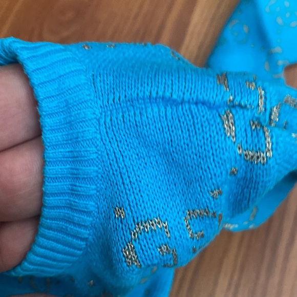 GUCCI ONESIE there was damage, but I it been fixed - Picture 12 of 12